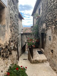 11 2 Italian Mountain Villages and Small Towns, Santo Stefano di Sessanio, Abruzzo