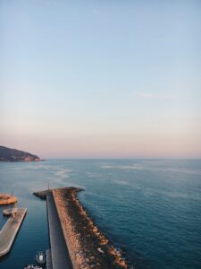 17 Best Italian Beach Towns, Sperlonga, Lazio