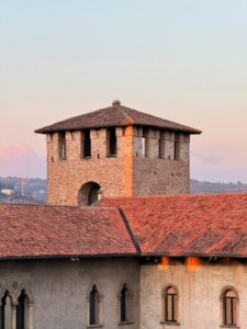 1 Medieval Towns in Italy, Verona 2