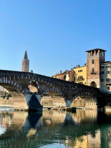 10 Verona Italy aesthetic wallpaper background, Ponte Pietra