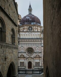 2 Medieval Towns in Italy, Bergamo, Basilica di Santa Maria Maggiore 2