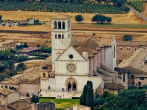 8. Basilica of San Francesco d Assisi, Assisi, Italy