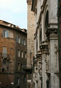 12 Medieval Towns in Italy, Siena