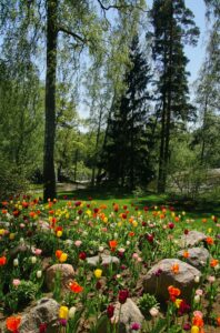 13 Spring Flower Garden Wallpaper Inspiration Idea