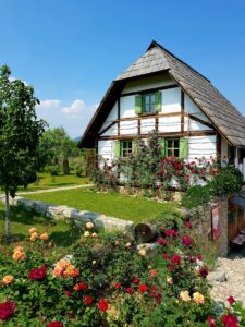 14 Spring Flower Garden Wallpaper Inspiration Idea