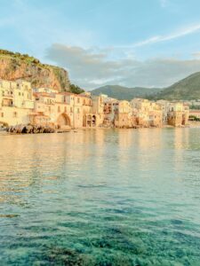 3 Best Beach Towns Cities in Sicily, Italy – Cefalù