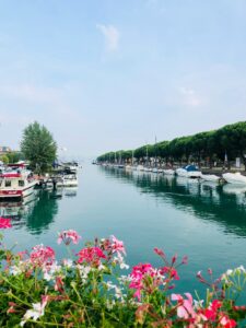 6 Best Towns in Lake Garda, Italy, Peschiera del Garda 2