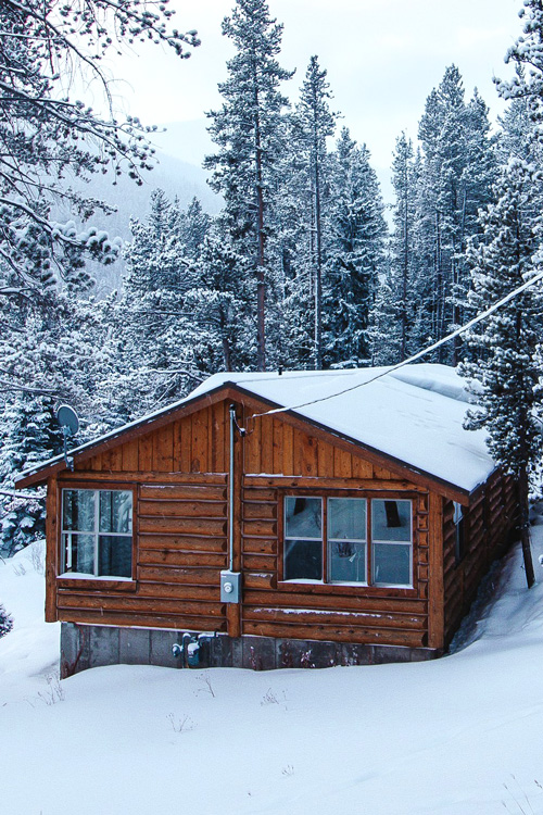 Mountain Cabin – Colorado, USA
