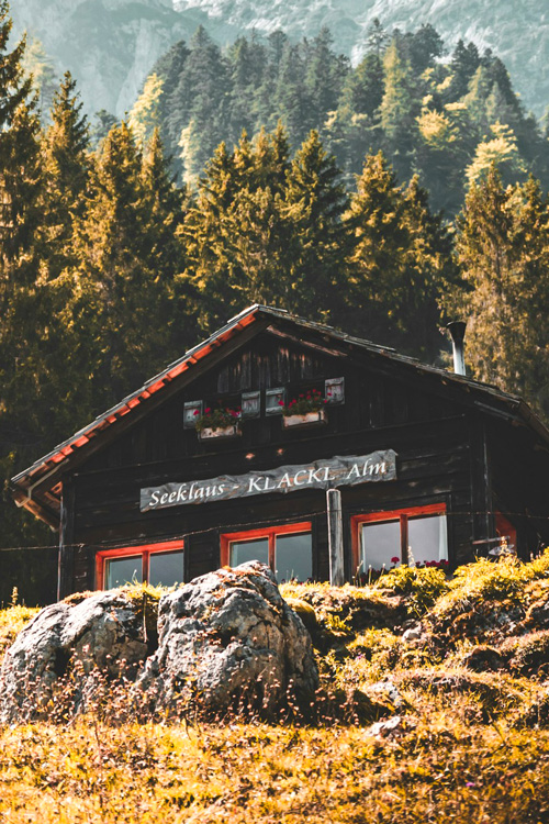Mountain Cabin – Gosausee, Austria