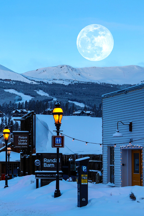 Full Moon, Breckenridge, Colorado, USA