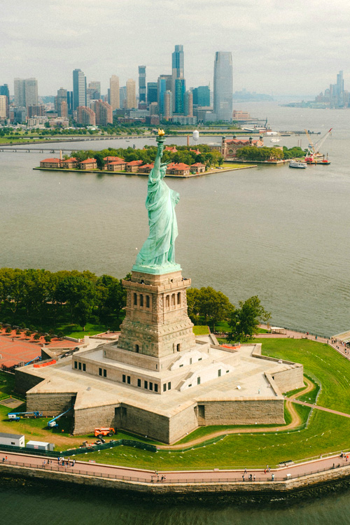 Statue of Liberty National Monument, New York, USA 2