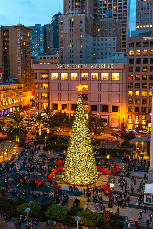 Union Square, Christmas Tree, San Francisco, California, USA